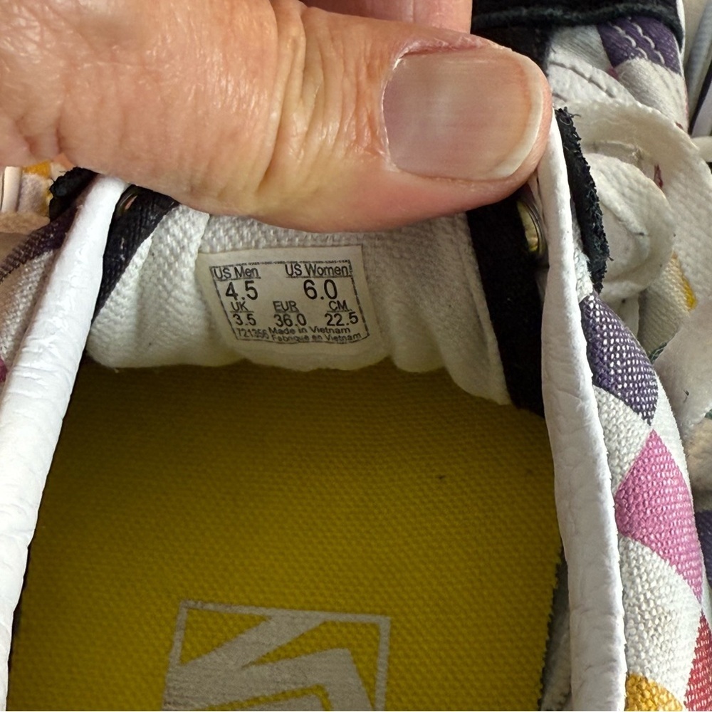 Vans Old Skool Rainbow Checkerboard Sneakers Multi/Black Women’s 6 Skate Y2K - Picture 7 of 13
